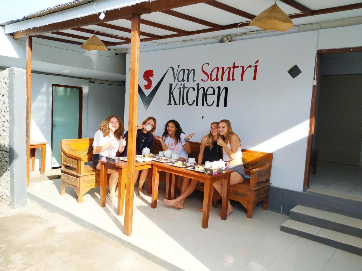 Van Santri Homestay Pemuteran Экстерьер фото