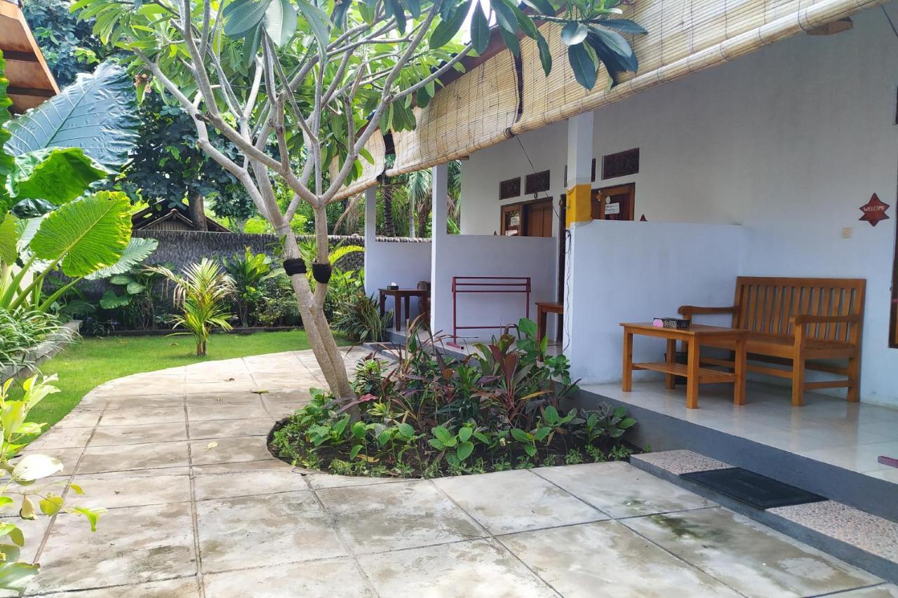 Van Santri Homestay Pemuteran Экстерьер фото